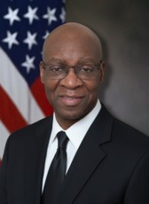 Headshot of Reginald L. Hobbs